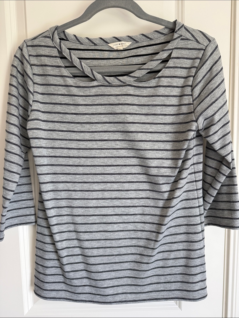 Lucky Brand Light Gray Striped 3/4 Sleeve Top size small
